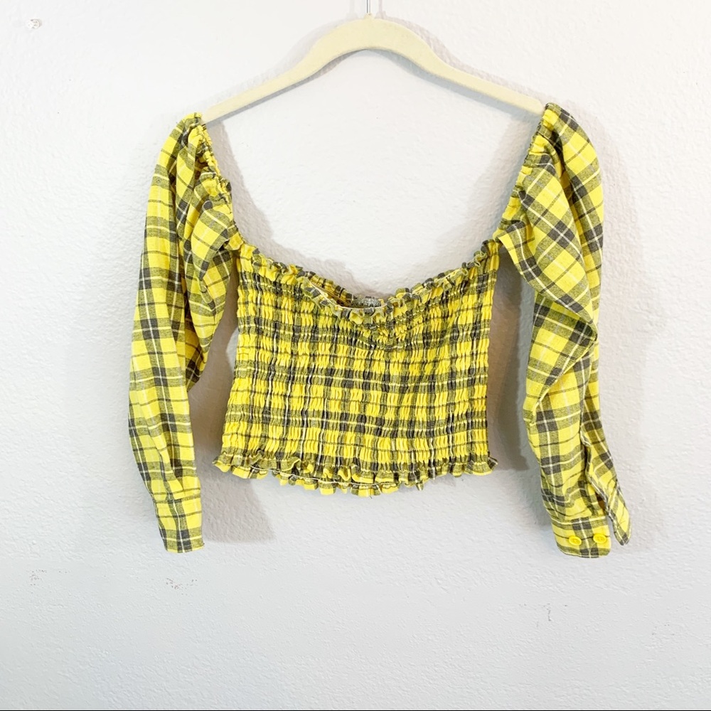 Starlette Yellow Black Smocked 3/4 Sleeve Crop Top - Picture 2 of 4
